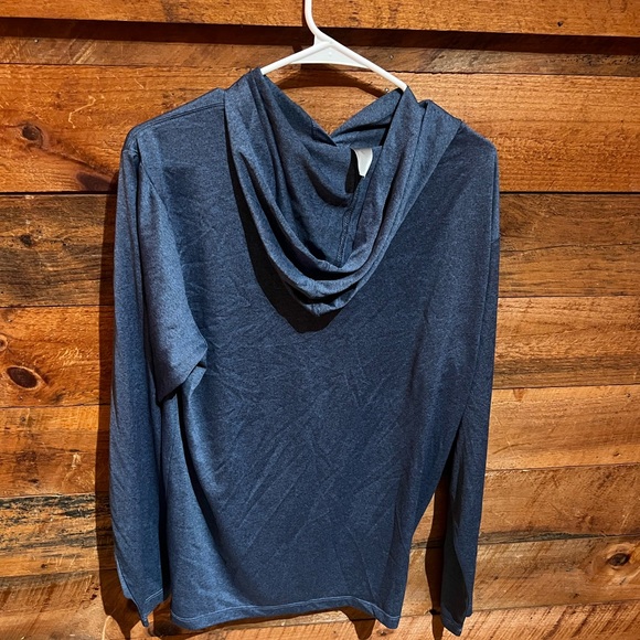 Black Elk Peak Sun Hoodie - Picture 2 of 3